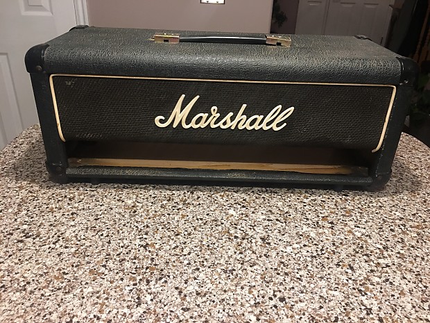 Empty marshall shop head cabinet