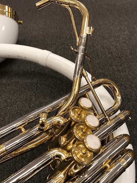 Yamaha YSH-301 Fiberglass Sousaphone | Reverb