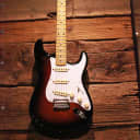 Fender Vintera 50's Modified Stratocaster 2-Tone Sunburst w/ Gigbag, Free Shipping Lower US!