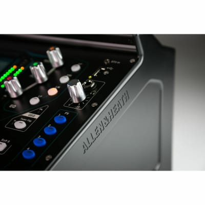 Allen & Heath SQ-5 48-Channel / 36-Bus Digital Mixer w/ 16+1 Motorized Faders, 32 x 32 USB audio interface (MINT) image 6