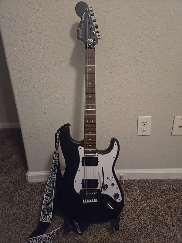 Squier Contemporary Active Stratocaster HH with Floyd Rose | Reverb