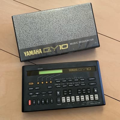 Yamaha  QY10 Music Sequencer