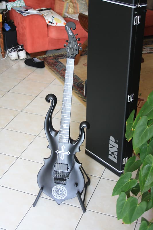 ESP Edwards E-JF-X Jeune Fille, Moi Dix Mois, Mana guitar, Matte