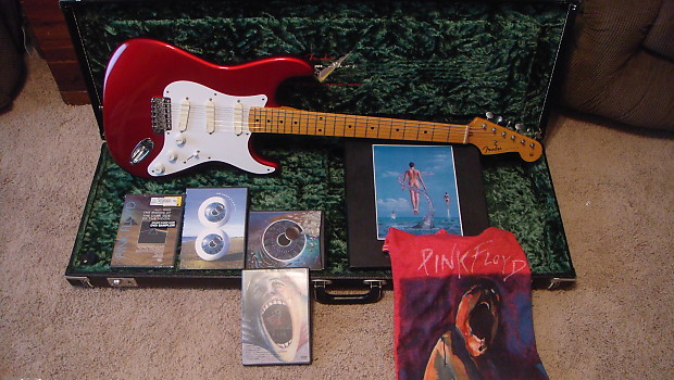 David Gilmour Custom Fender Stratocaster 57 Reissue 1999/2012 Candy Apple Red Pink Floyd Package image 1