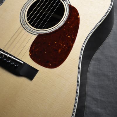 Collings D2H image 9