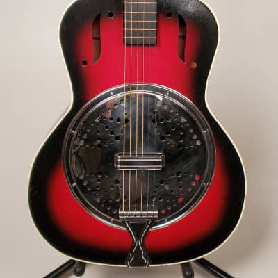 1960's Belltone Slide & Contemporary guitar. Acoustically sound  Rosewood neck. Orig.case. RARE image 4