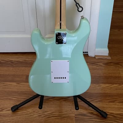 トーン 2022 Amazon.com : ColourTree 28' x 28' x 28' Grey Triangle