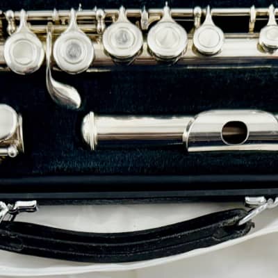 Yamaha YFL-261 Standard Open Hole Flute | Reverb
