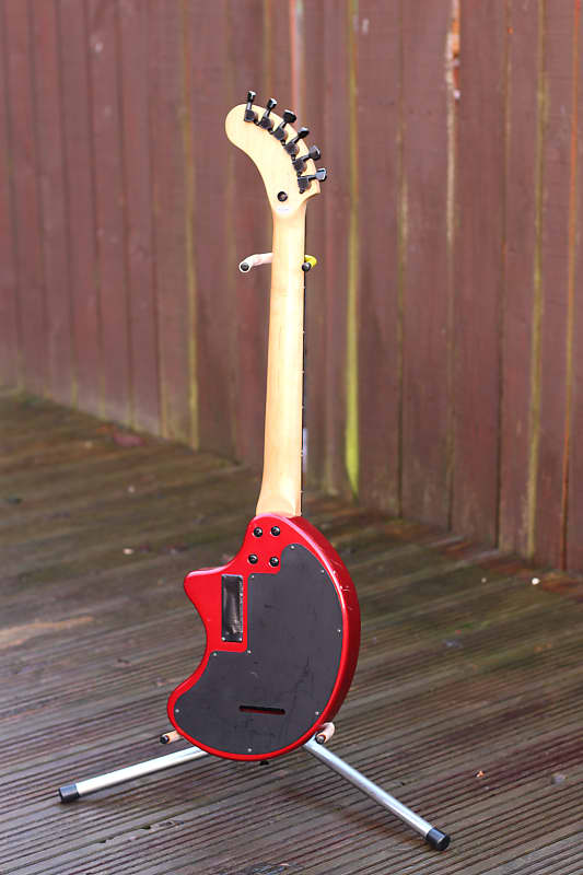 ギター FERNANDES Zo-3 FERNANDES ZO-3 Electric Guitar With Built-In Amplifier