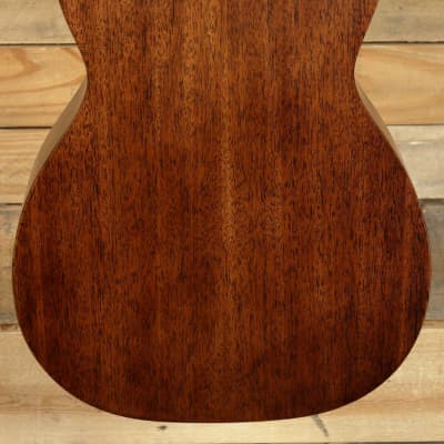 Martin 00-15M Left-Handed Acoustic Guitar w/ Case image 3