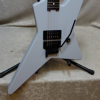 EVH STAR LTD electric guitar in Primer Gray image 2
