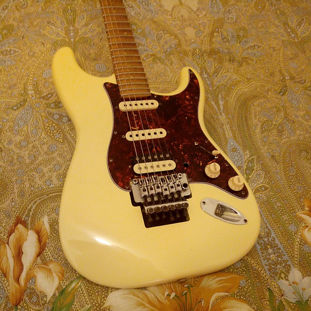 Fender classic sale floyd rose series