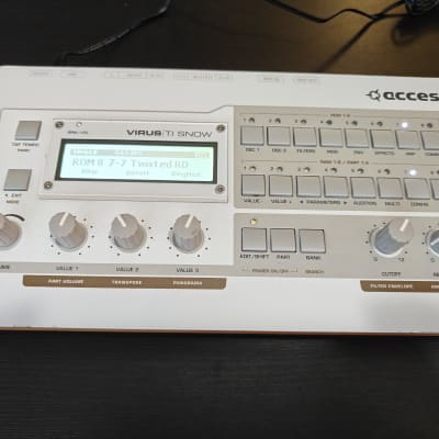 Access Virus TI Snow Desktop Digital Synthesizer | Reverb Canada Access Virus TI Snow Desktop Digital Synthesizer | Reverb Canada
