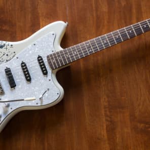 SCANDAL Mami artist model Squier Jazzmaster 