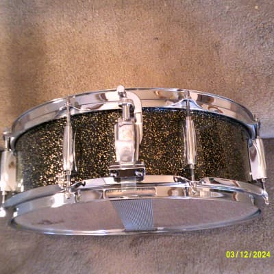 Gretsch Catalina Club 14 X 5 Snare Drum, Black Galaxy Lacquer, Mahogany Shell - Excellent1 image 3