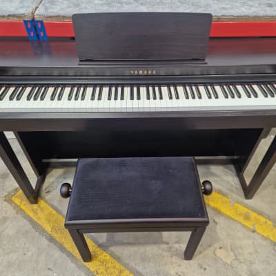 ヤマハ　クラビノーバCLP-330 ヤマハ | CLP-330 - Clavinova（クラビノーバ） - 概要