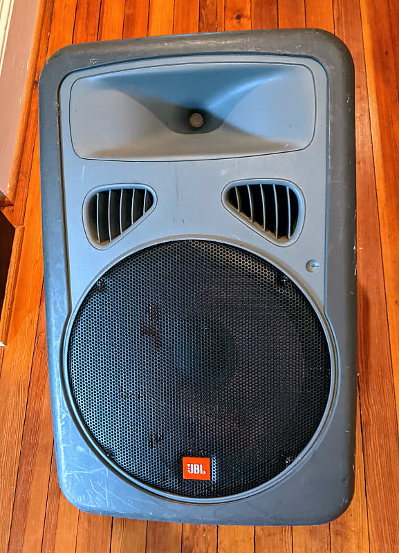 JBL EON Powered 15 PA Speakers Reverb