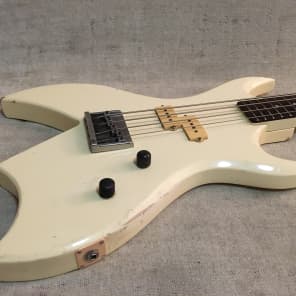 B.C. Rich BICH Bass NJ Series Vintage White Finish Nagoya
