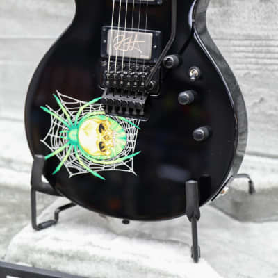 ESP KH-3 Spider 30th anniversary Kirk Hammett Signature image 10