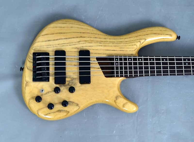 Cort 5弦ベース B5 20th Cort Unveils Artisan 20th Anniversary Basses – No Treble