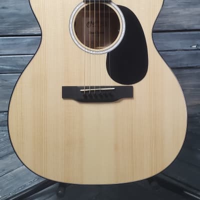 Mint Martin 000-12E Road Series Acoustic Electric Guitar for sale