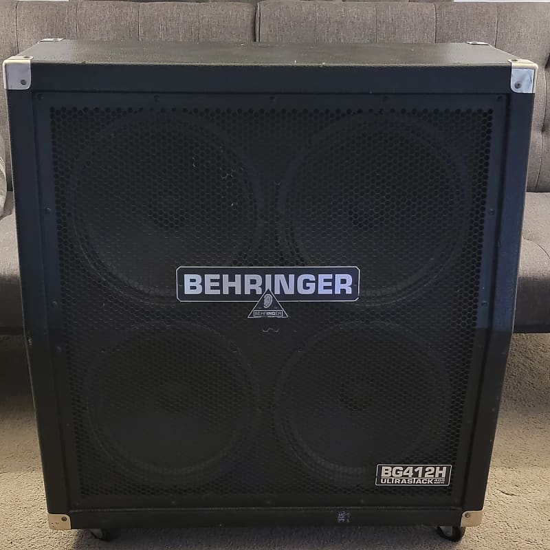 Behringer BG412H Ultrastack Black Reverb
