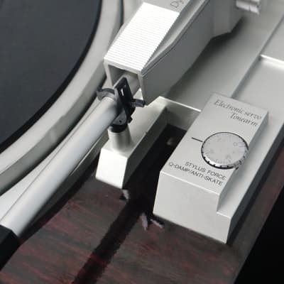 Denon DP-47F Vintage Fully Automatic Direct Drive Vinyl Turntable - 100V image 15
