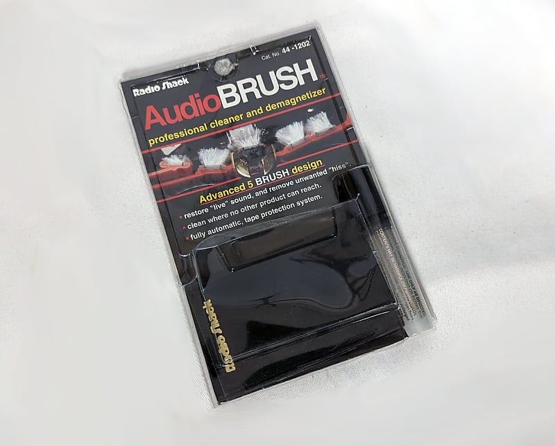 RADIO SHACK AUDIO Brush 44-1202 Pro Cleaner Demagnetizer Cassette Tape Cleaner image 1