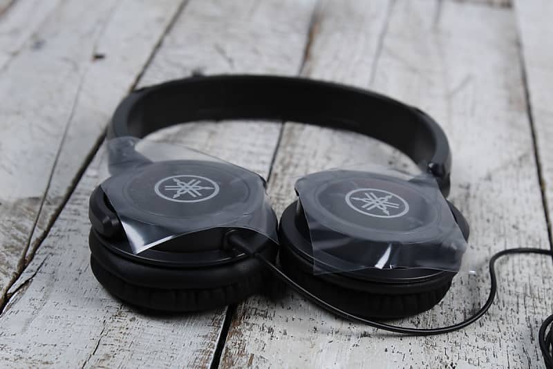 Yamaha HPH-100B Dynamic Closed Back Headphones with Adjustable Headband Black  			