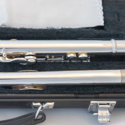 Yamaha YFL-200AD Advantage Student Flute *Cleaned & Serviced image 5