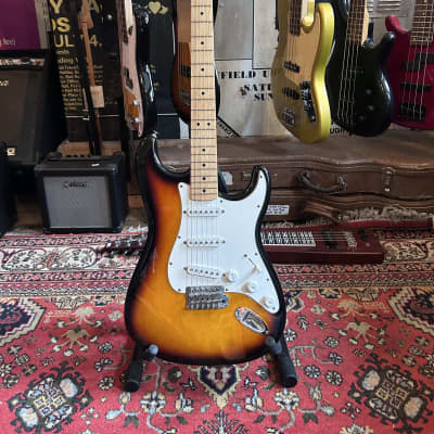 Fender Standard Stratocaster 1998 - 2005 | Reverb UK