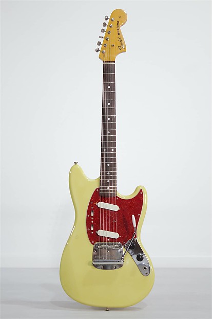 Fender MIJ Traditional 70s Mustang | Reverb
