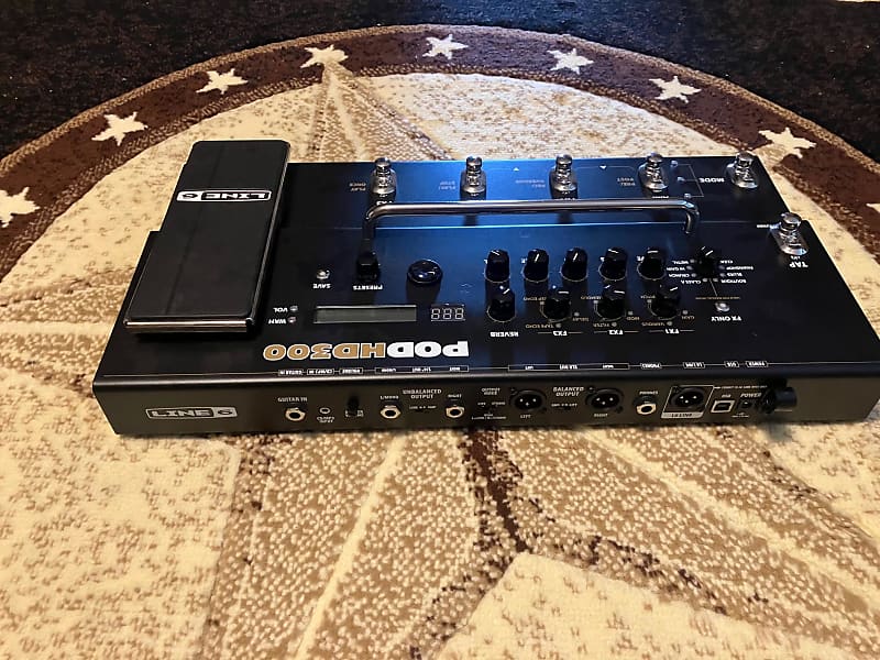 Line 6 POD HD300 Multi-Effect and Amp Modeler | Reverb
