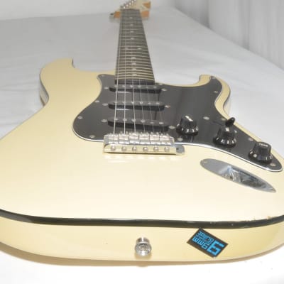 Fender JAPAN aerodyne stratocaster Electric guitar Ref. No.5938 image 8