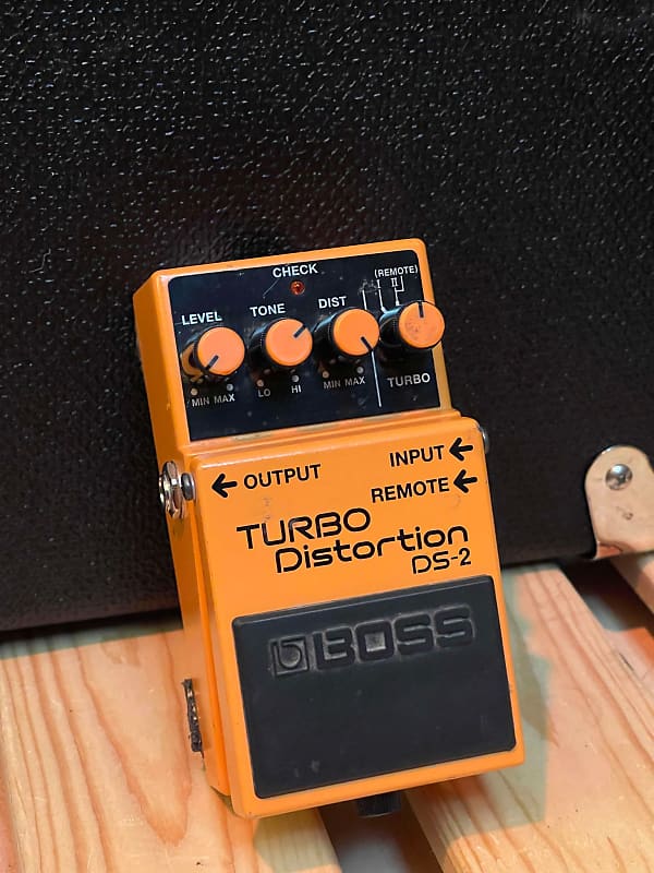 Boss DS-2 Turbo Distortion