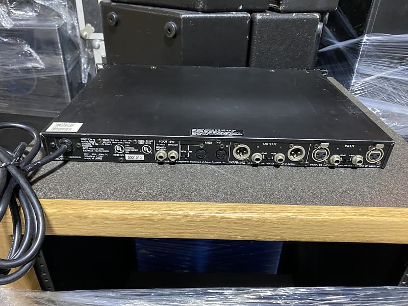 Yamaha SPX990 Professional Multi-Effect Processor