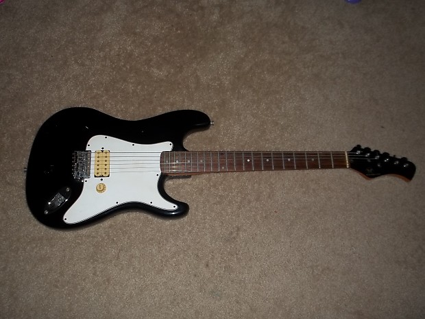 Single pickup clearance strat