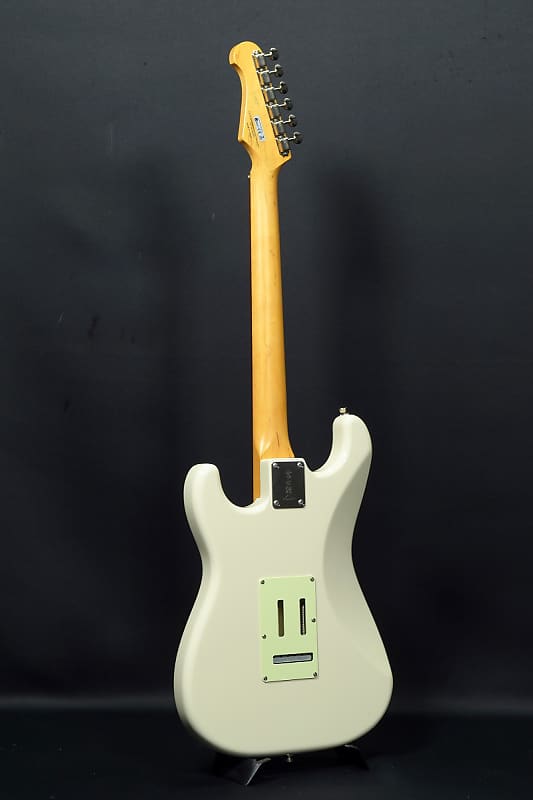 Fujigen FGN Neo Classic Series NST100 Vintage White (S/N