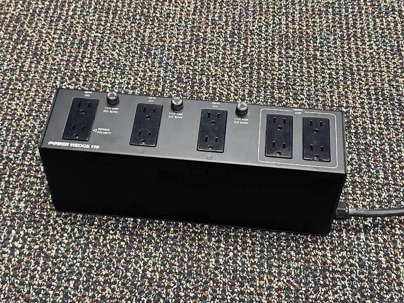 Audio Power Industries Power Wedge 116  			