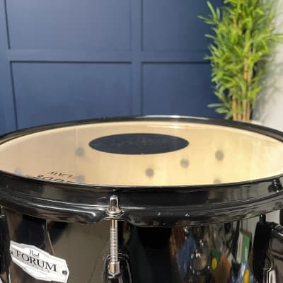 Pearl Forum 14” x 5.5 ” 8 Lug Snare Drum / Black #LC40 image 4