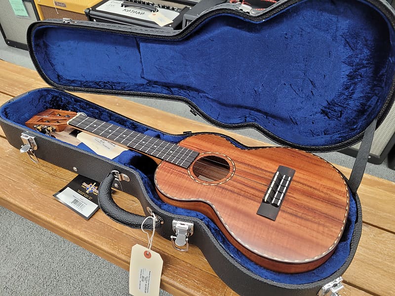 Kamaka HF3DI Deluxe Tenor Ukulele with Slotted Headstock Reverb