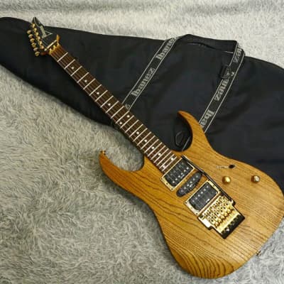 1993 made Ibanez RG Series RG670 Natural Matt finish Light Ash 