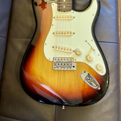 Fender Stratocaster CIJ ST62-70TX 2004 - Sunburst image 1