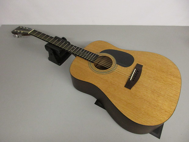 Franciscan CS 19 Acoustic Guitar
