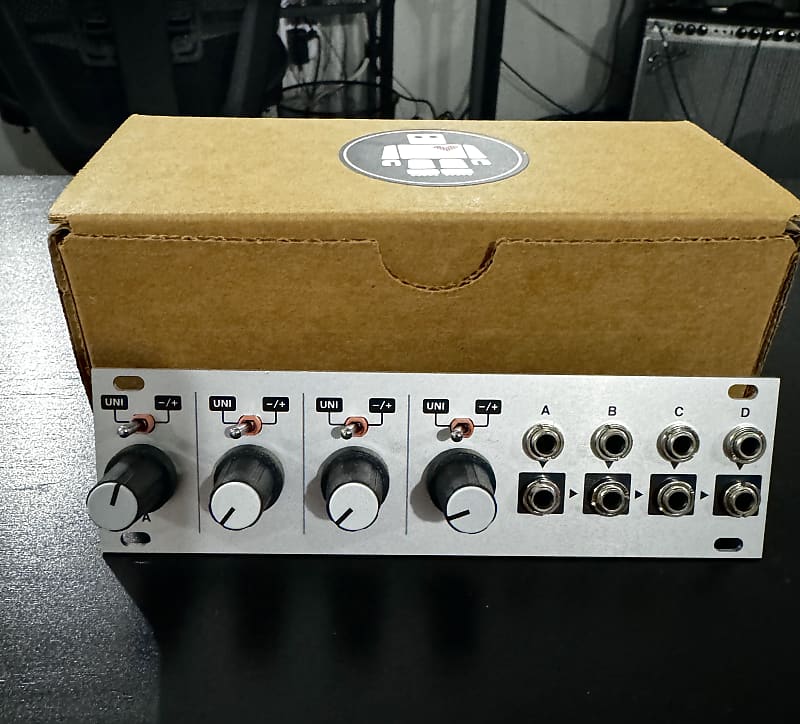 Intellijel Quadratt 1U 2015 - 2021 - Silver | Reverb