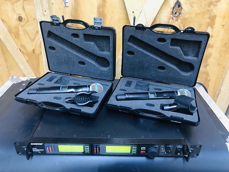 Shure UR4D /UR2 Beta 58A UHF Dual Wireless Handheld Mic Reverb