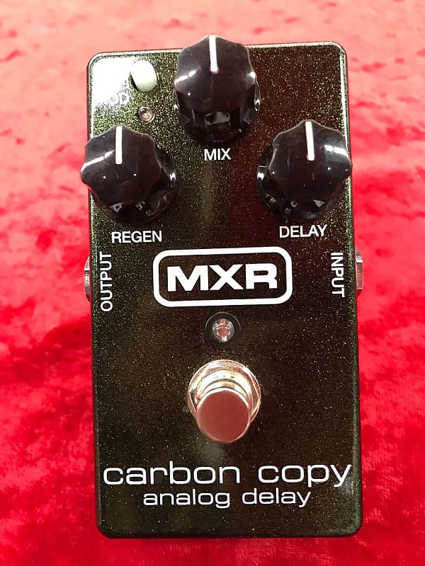 MXR Carbon Copy analog delay