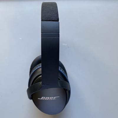 Bose Quietcomfort 25 Noise Canceling Headphones (Wired) image 6