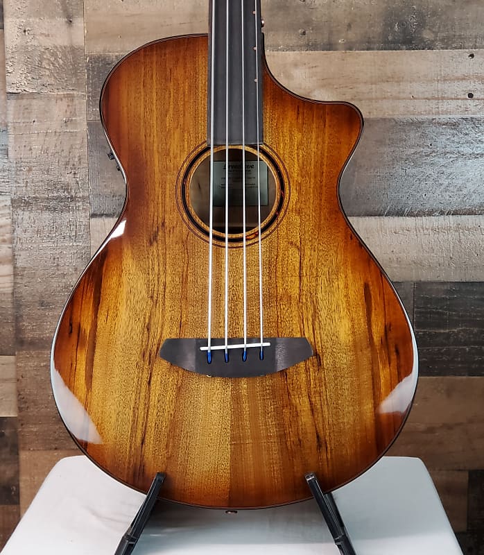 Breedlove Eco Pursuit Exotic S Concerto Ce Fretless Reverb