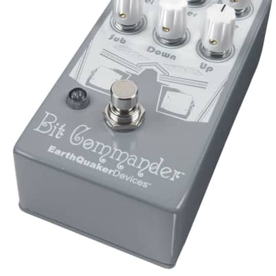 EarthQuaker Devices Bit Commander Analogue Octave Synth V2 image 2